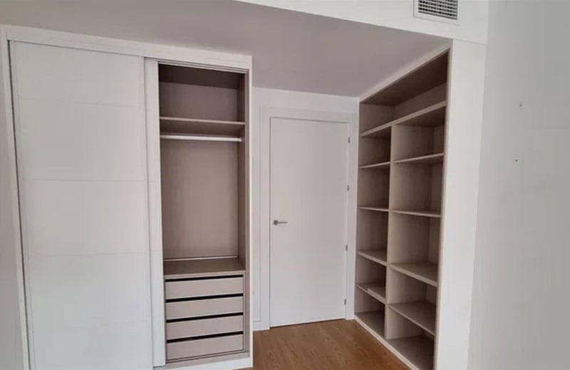 Location d’un appartement spacieux de 2 chambres, 110 m², Alicante, Espagne